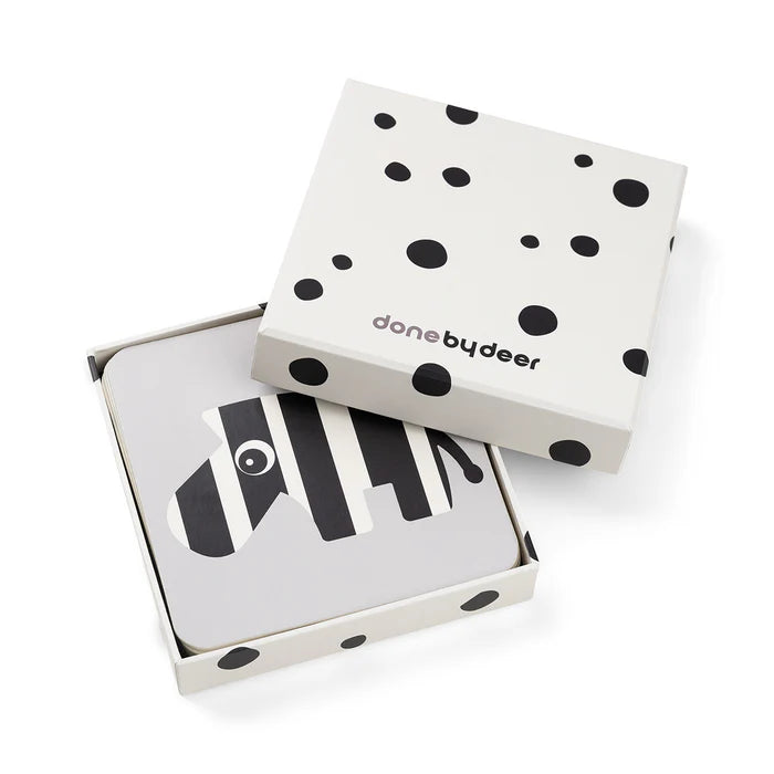 Cartas de contraste para bebés de Done bydeer